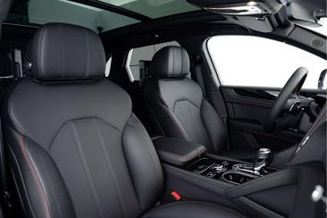 Bentley Bentayga V8 S — photo 8