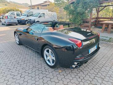 Ferrari California — photo 4