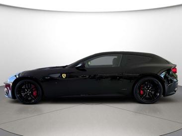 Ferrari FF — photo 5