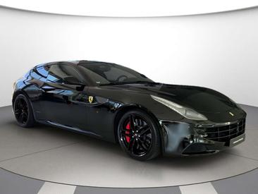 Ferrari FF — photo 21