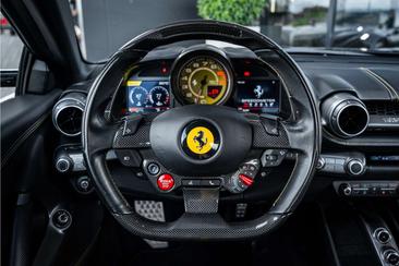 Ferrari 812 Superfast — photo 11