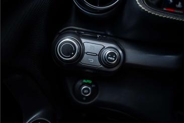 Ferrari 812 Superfast — photo 12