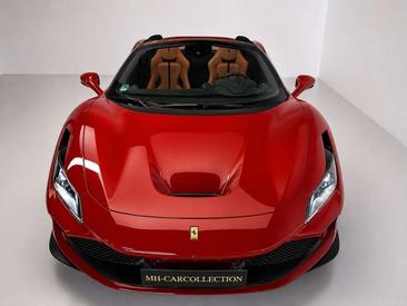 Ferrari F8 Spider — photo 3