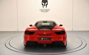 Ferrari 488 — photo 5