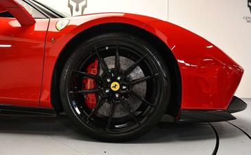 Ferrari 488 — photo 7