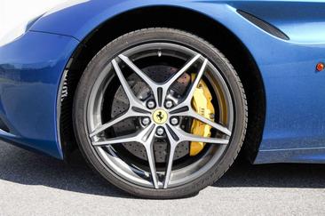 Ferrari California — photo 6
