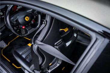 Ferrari 812 Superfast — photo 30