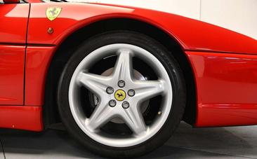 Ferrari F355 — photo 7