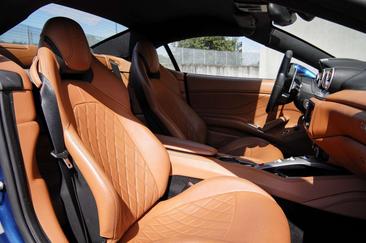 Ferrari California — photo 8