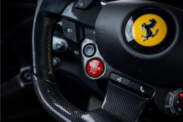Ferrari 812 Superfast — photo 32