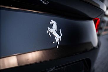 Ferrari 812 Superfast — photo 44