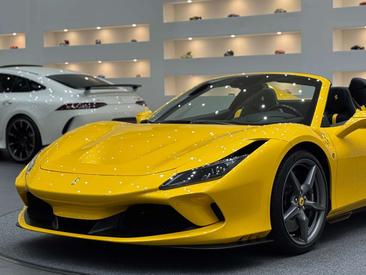 Ferrari F8 Spider — photo 8