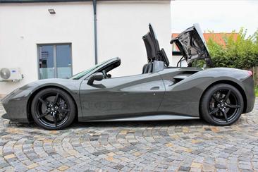 Ferrari 488 — photo 19