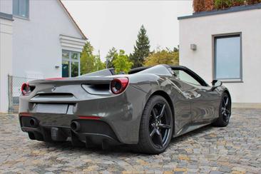 Ferrari 488 — photo 20