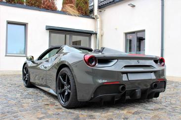 Ferrari 488 — photo 21