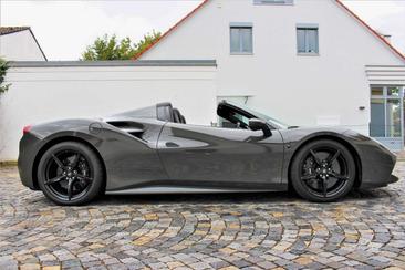 Ferrari 488 — photo 22