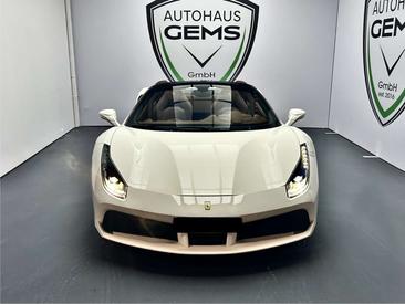 Ferrari 488 — photo 2
