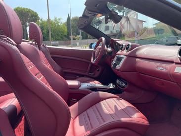 Ferrari California — photo 7