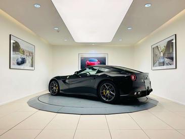 Ferrari F12 Berlinetta — photo 7