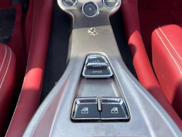 Ferrari California — photo 12