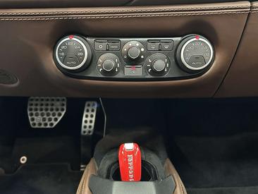 Ferrari 488 — photo 13