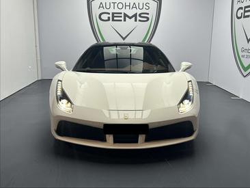Ferrari 488 — photo 17