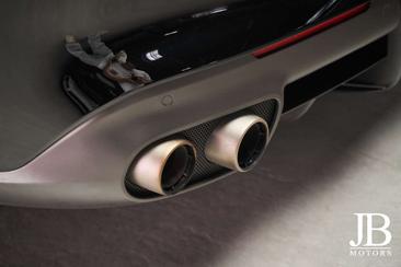 Ferrari F12 Berlinetta — photo 22