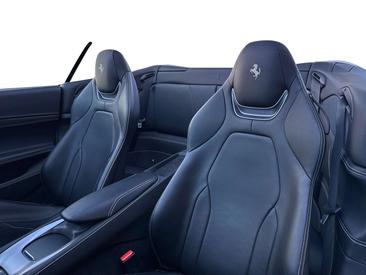 Ferrari Portofino — photo 13