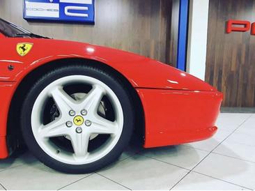 Ferrari F355 — photo 3