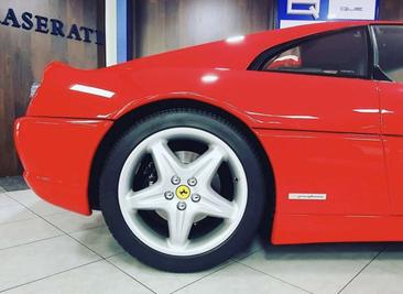 Ferrari F355 — photo 4