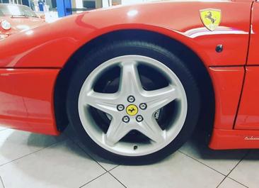 Ferrari F355 — photo 6