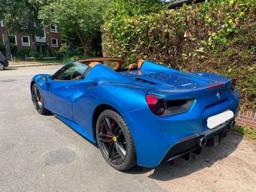 Ferrari 488 Spider — photo 2