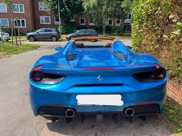 Ferrari 488 Spider — photo 3