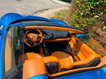 Ferrari 488 Spider — photo 5