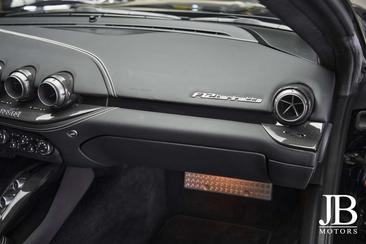 Ferrari F12 Berlinetta — photo 34