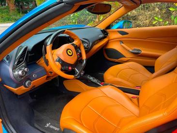 Ferrari 488 Spider — photo 6