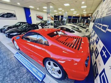 Ferrari F355 — photo 16