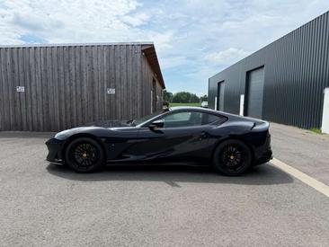 Ferrari 812 Superfast — photo 2