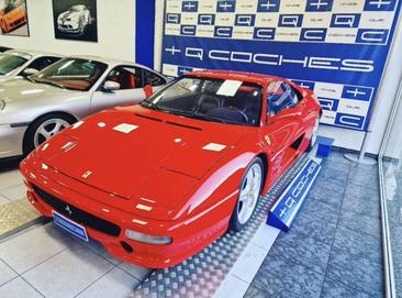 Ferrari F355 — photo 17