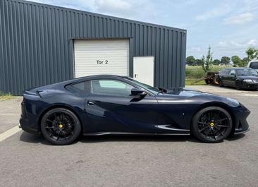 Ferrari 812 Superfast — photo 3