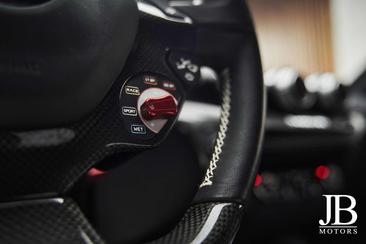 Ferrari F12 Berlinetta — photo 42