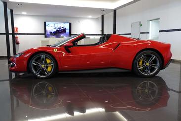 Ferrari 296 GTS — photo 3