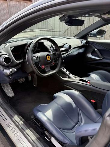 Ferrari 812 Superfast — photo 7