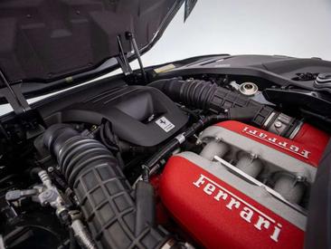 Ferrari Purosangue — photo 9