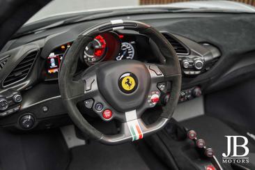 Ferrari 488 Spider — photo 38