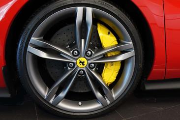 Ferrari 296 GTS — photo 32