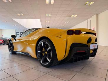 Ferrari SF90 Stradale — photo 6