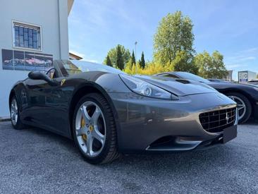 Ferrari California — photo 5
