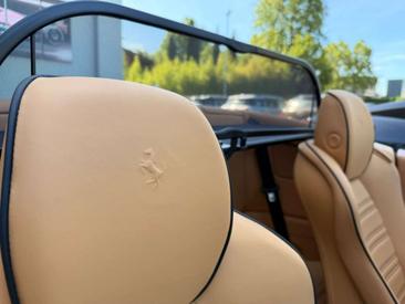 Ferrari California — photo 11