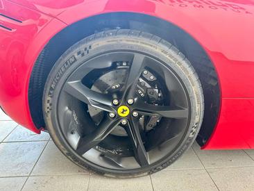 Ferrari SF90 Spider — photo 7